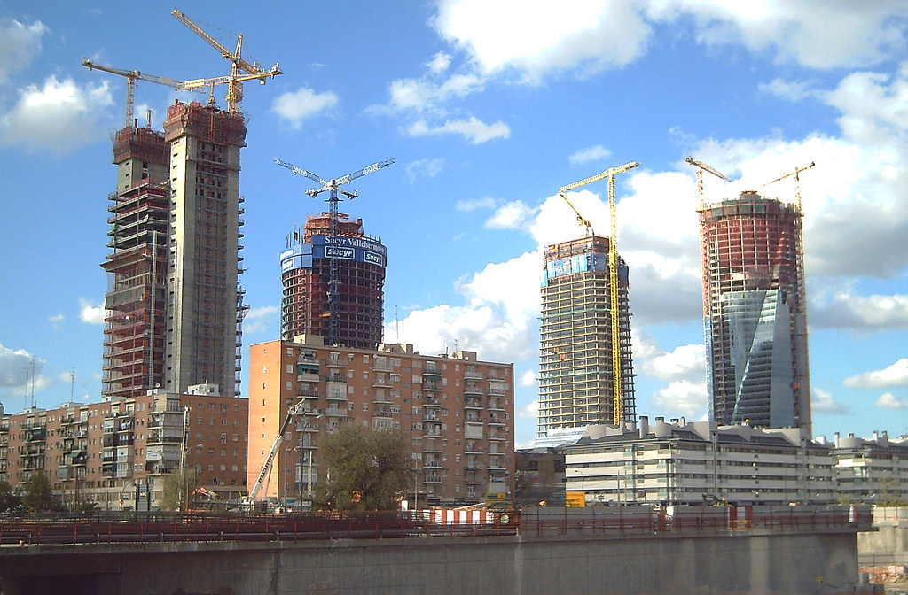 Cuatro Torres Business Area